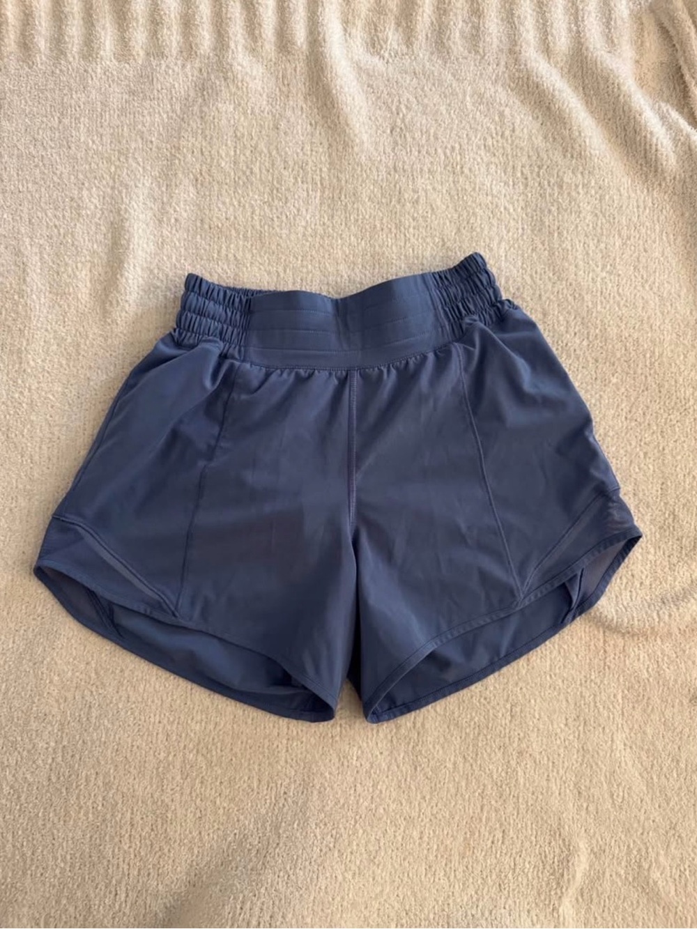 Lululemon shorts - Picture 1 of 3